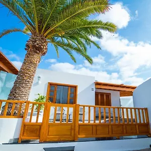 luxury-villas-tahiche-anjomacar.puertodelcarmen-hotels.org/