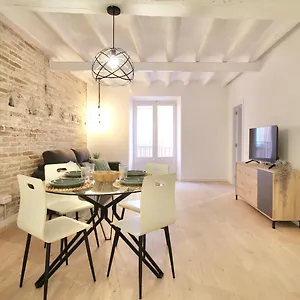 mediterranean-way-cavaller-suites.catalonia-hotels.com/