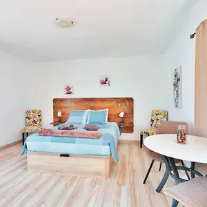 alexandra-studio.puertodelcarmen-hotels.org/